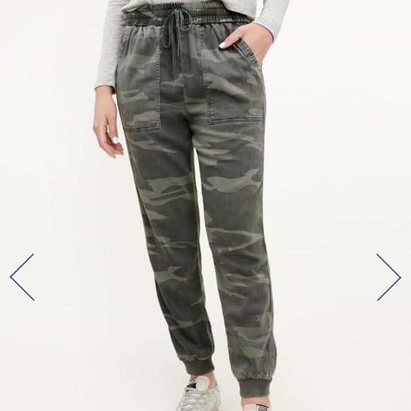 Splendid Camouflage Joggers - Picture 5 of 9